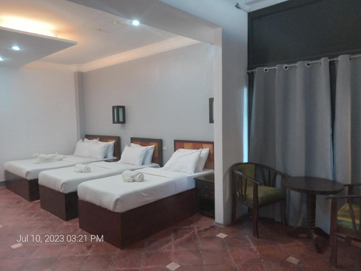 Dumaguete Seafront Hotel دوماغيتي المظهر الخارجي الصورة